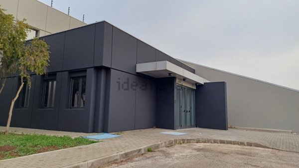 ufficio in affitto a Bari in zona Zona Industriale