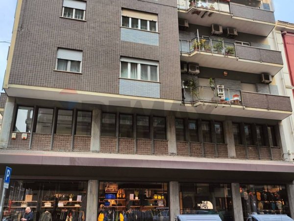 ufficio in affitto a Bari in zona Murat