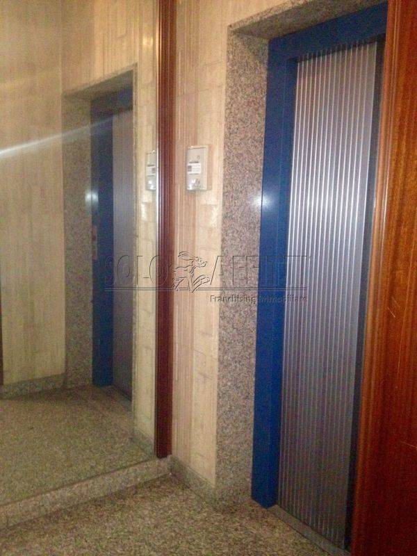 ufficio in affitto a Bari in zona Picone