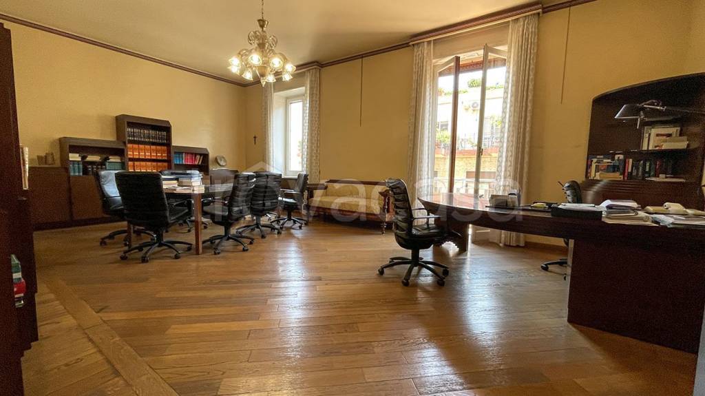 ufficio in affitto a Bari in zona Murat