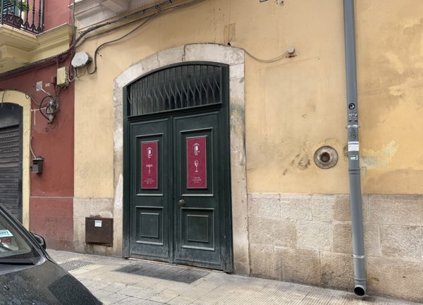negozio in affitto a Bari in zona Città Vecchia