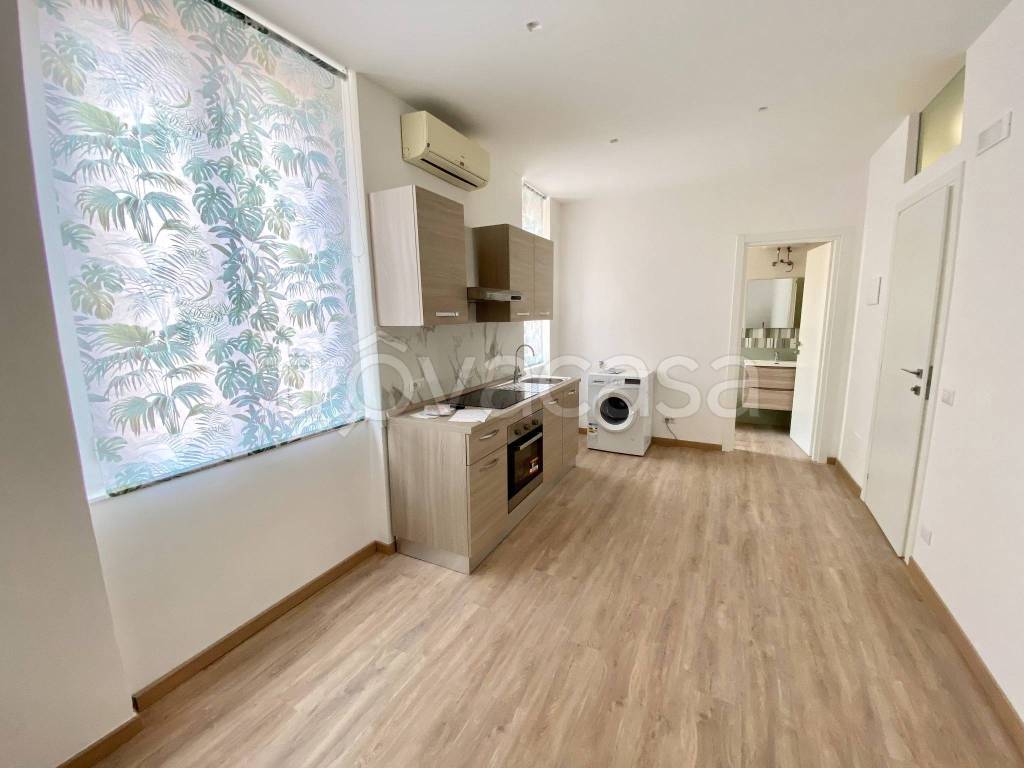 appartamento in affitto a Bari in zona Picone