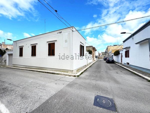 casa indipendente in affitto a Bari in zona Murat