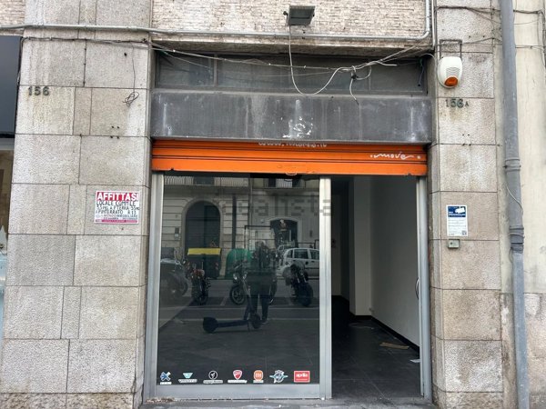 locale commerciale in affitto a Bari in zona Murat