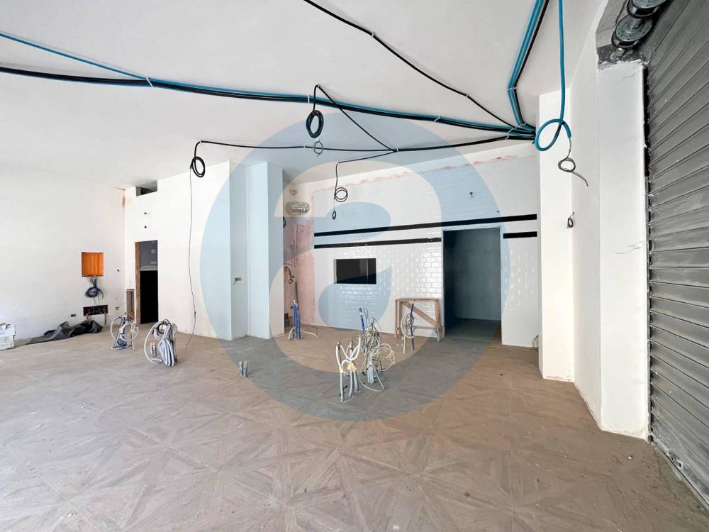locale commerciale in affitto a Bari