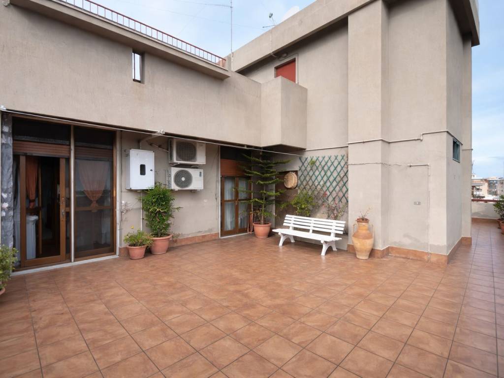 appartamento in affitto a Bari in zona Madonnella