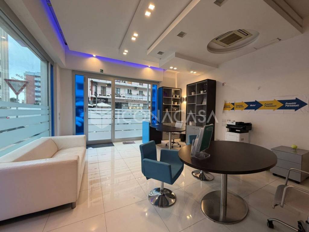 negozio in affitto a Bari in zona San Pasquale