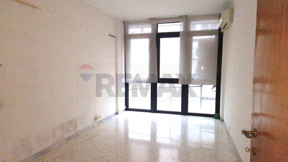 ufficio in affitto a Bari in zona Città Vecchia