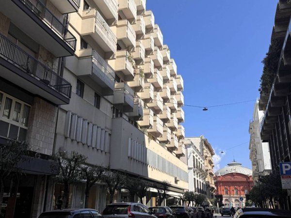 ufficio in affitto a Bari in zona Murat