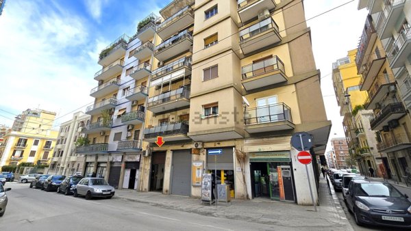 locale commerciale in affitto a Bari in zona Carrassi