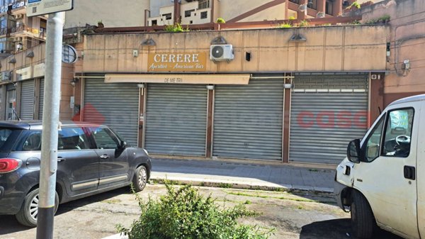 locale commerciale in affitto a Bari in zona Picone