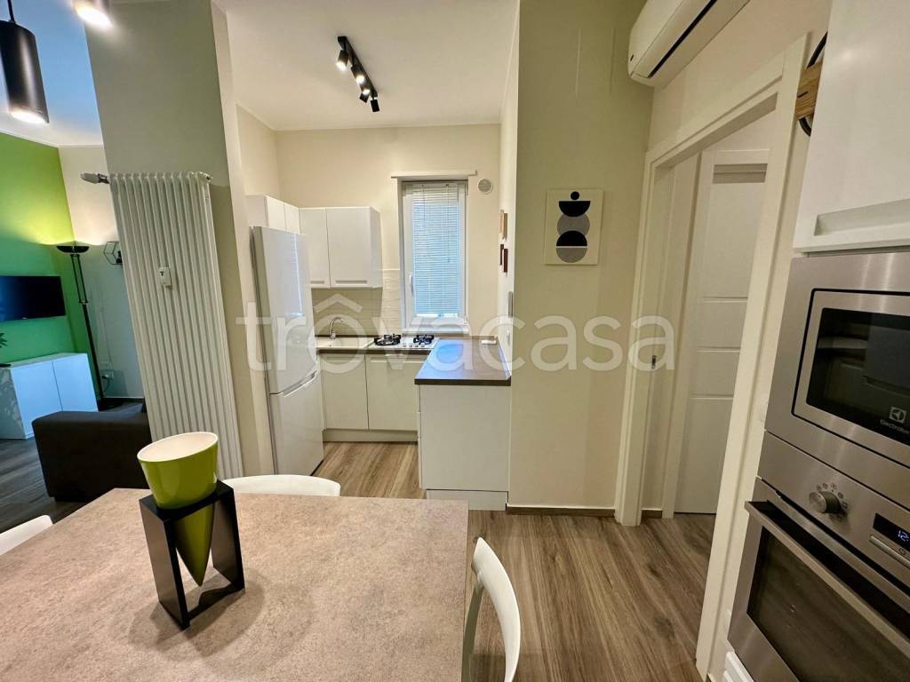 appartamento in affitto a Bari in zona Picone