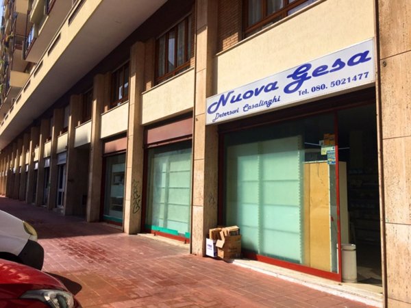 negozio in affitto a Bari in zona San Pasquale