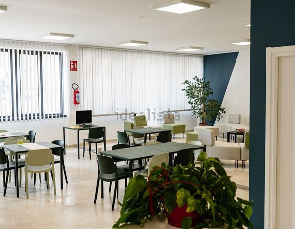 ufficio in affitto a Bari in zona Loseto