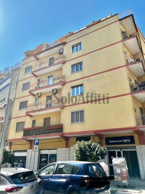 appartamento in affitto a Bari in zona Picone