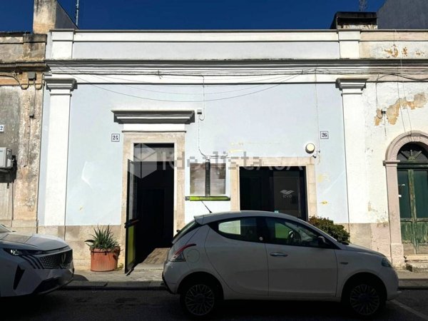 locale commerciale in affitto a Bari in zona Torre a Mare