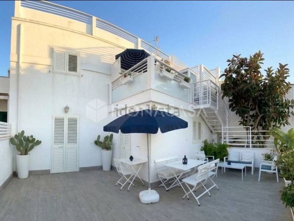 casa indipendente in affitto a Bari in zona Santo Spirito