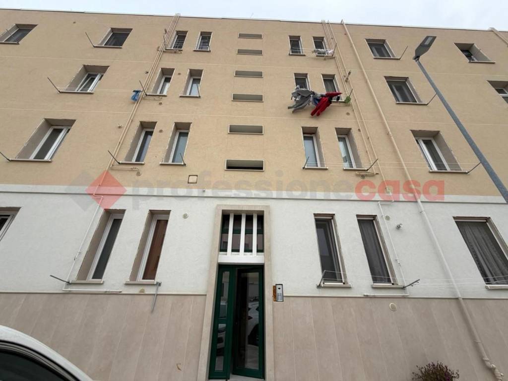 appartamento in affitto a Bari in zona Picone