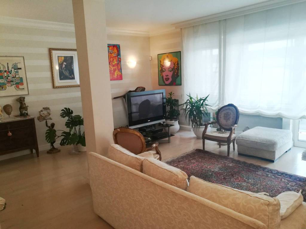 appartamento in affitto a Bari in zona Madonnella