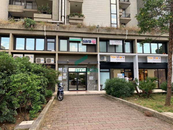 ufficio in affitto a Bari in zona Picone