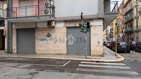 locale commerciale in affitto a Bari in zona Libertà