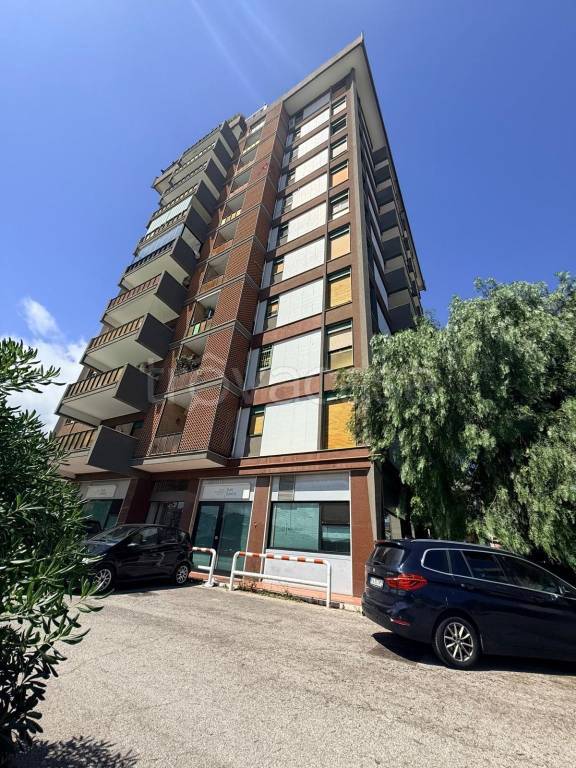 appartamento in affitto a Bari in zona Picone