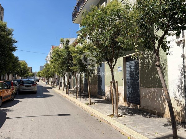 locale commerciale in affitto a Bari in zona Santo Spirito