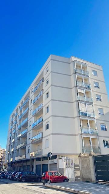 appartamento in affitto a Bari in zona Picone