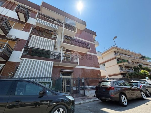 appartamento in affitto a Bari in zona Picone