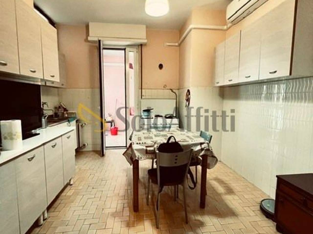 appartamento in affitto a Bari in zona Picone