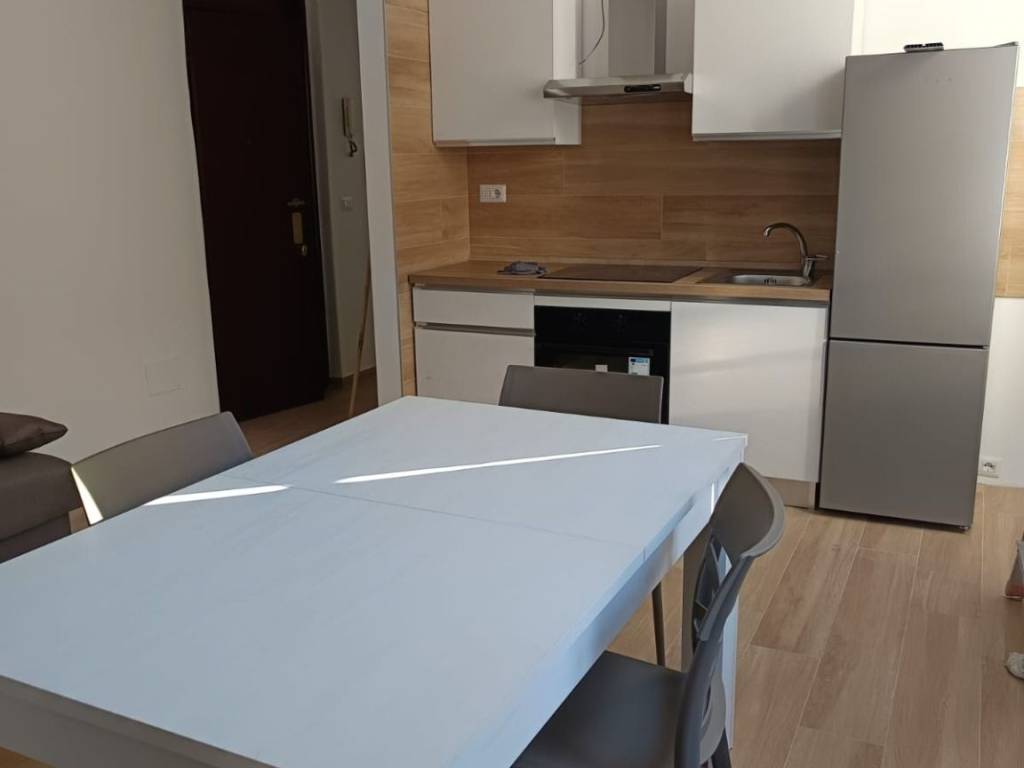 appartamento in affitto a Bari in zona Picone