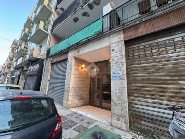 locale commerciale in affitto a Bari in zona Carrassi
