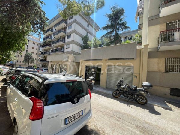 negozio in affitto a Bari in zona San Pasquale