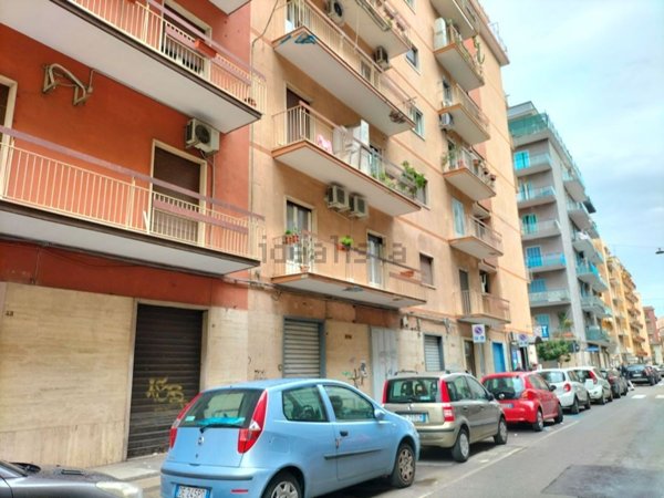 trivano in affitto a Bari in zona Carrassi