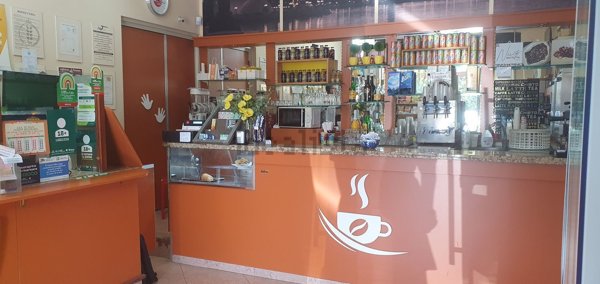 negozio in affitto a Bari in zona Carrassi