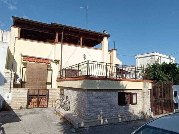 casa indipendente in affitto a Bari in zona Palese/Macchie