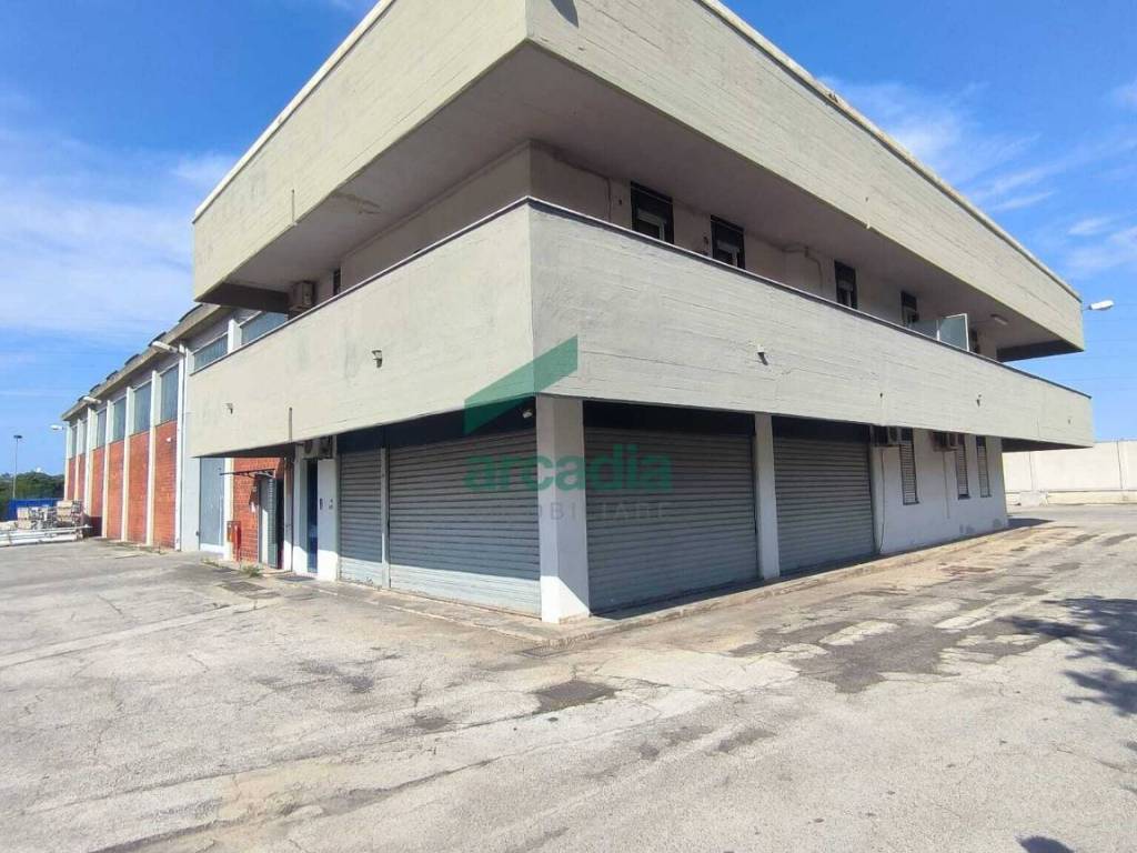 ufficio in affitto a Bari