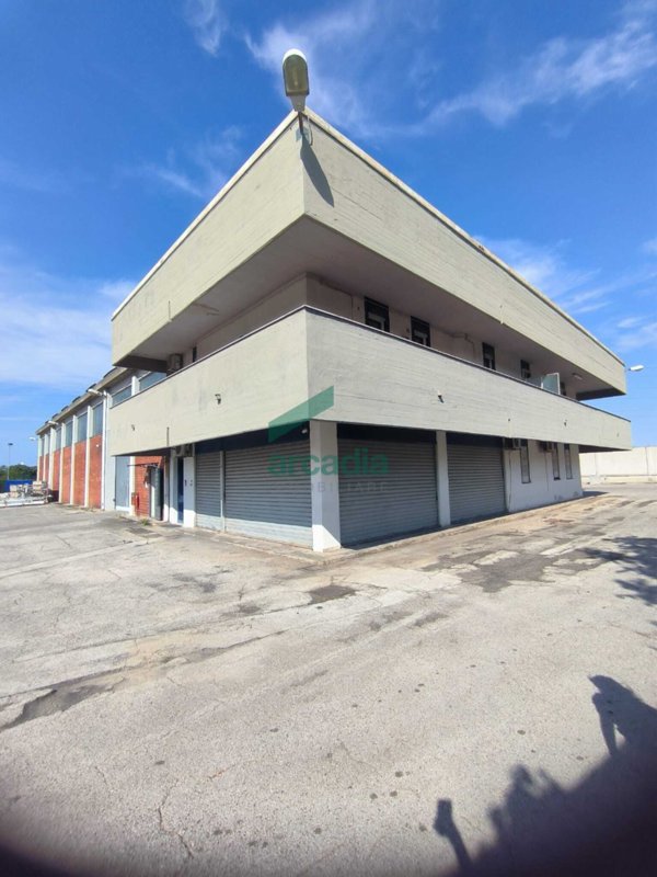 ufficio in affitto a Bari