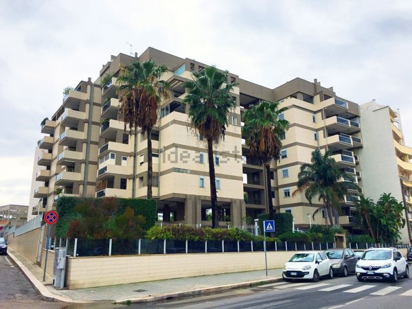appartamento in affitto a Bari in zona Picone
