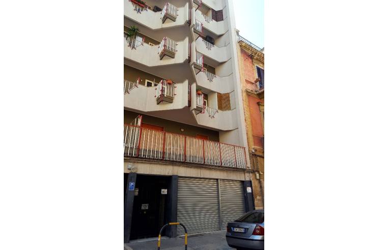 locale commerciale in affitto a Bari in zona Libertà
