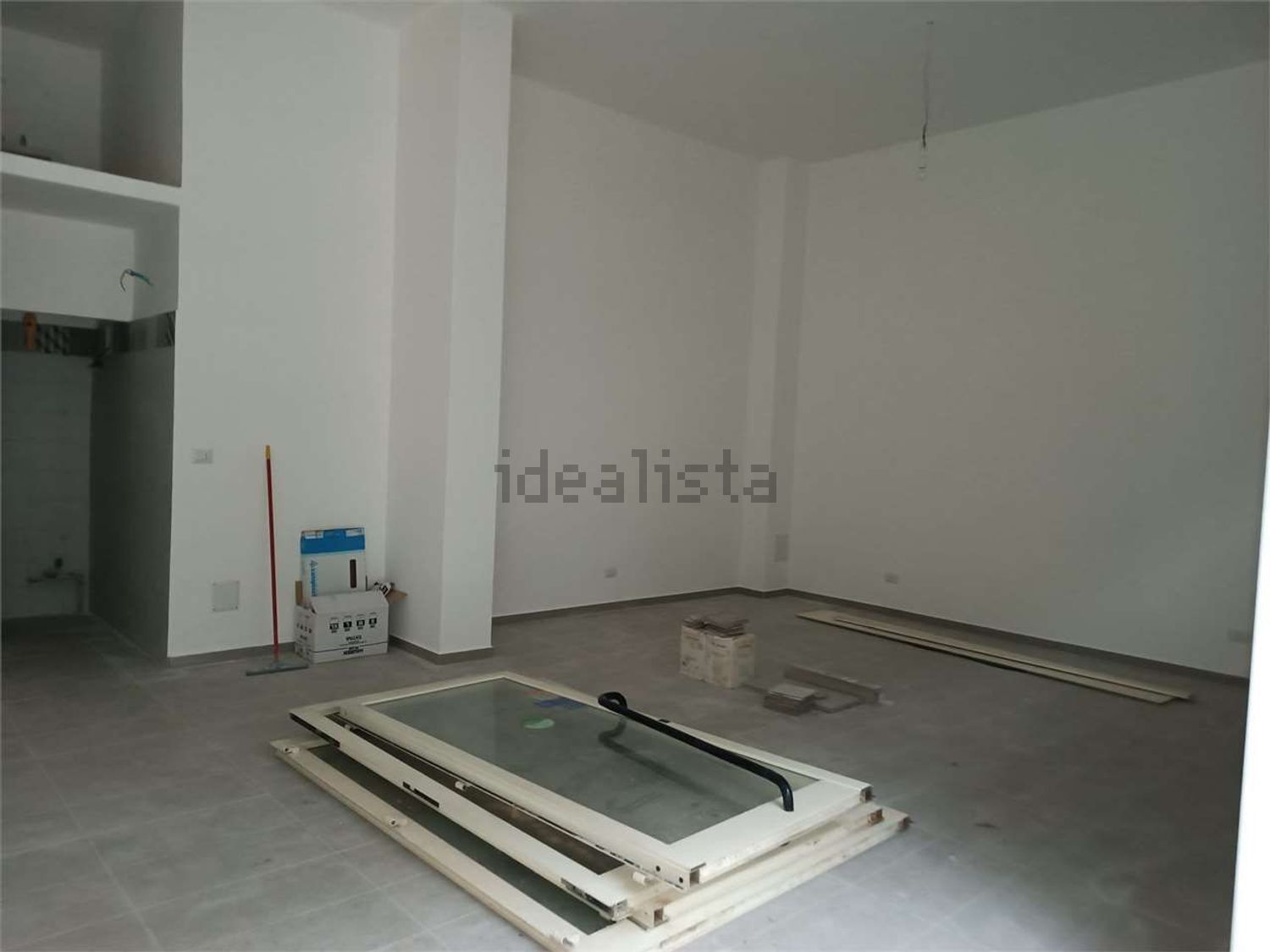 locale commerciale in affitto a Bitonto