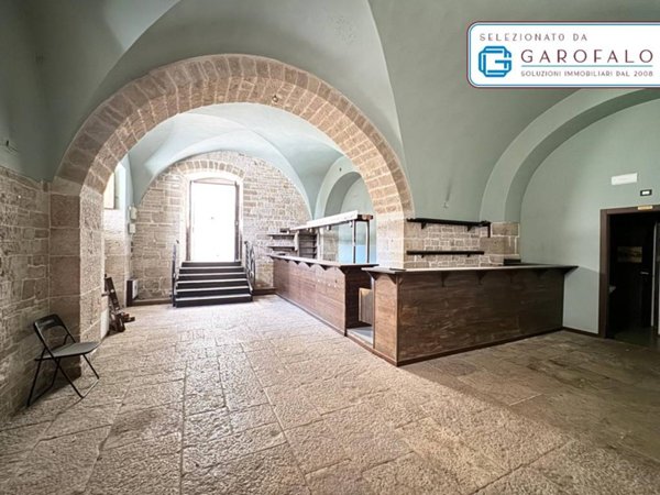 negozio in affitto a Bitonto in zona Borgo Antico