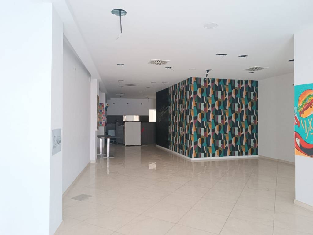 negozio in affitto a Bitonto