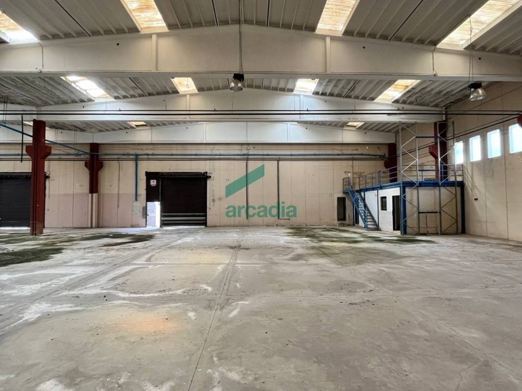 capannone in affitto a Bitonto