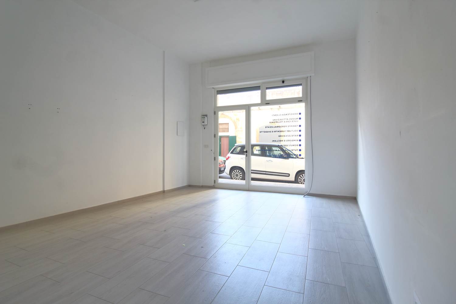 negozio in affitto a Bitonto in zona Centro Città