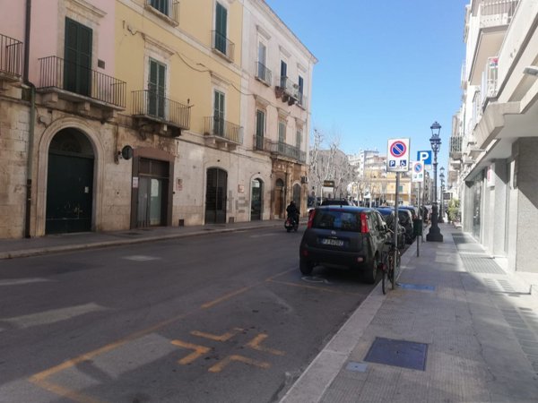 locale commerciale in affitto a Bitonto in zona Centro Città