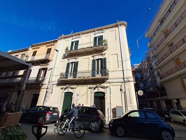 negozio in affitto a Bitonto