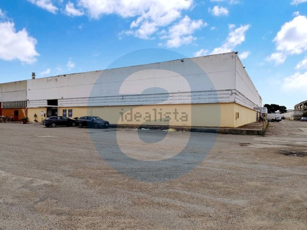 capannone in affitto a Bitonto