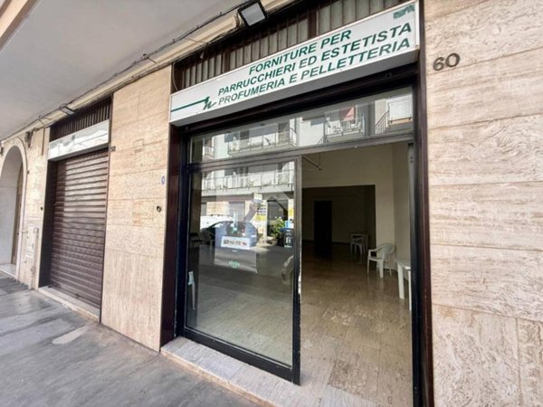 locale commerciale in affitto a Bitonto in zona Centro Città