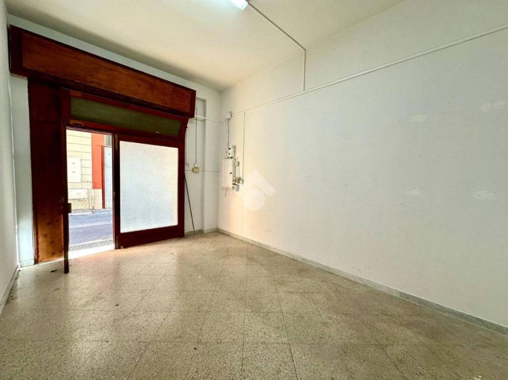 locale commerciale in affitto a Bitonto in zona Centro Città